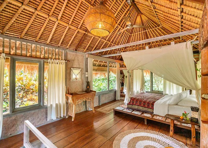 Villa Barong Retreat With Hammock Terrace, Garden & Koi Pond *