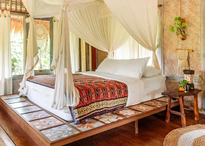 Villa Barong Retreat With Hammock Terrace, Garden & Koi Pond *