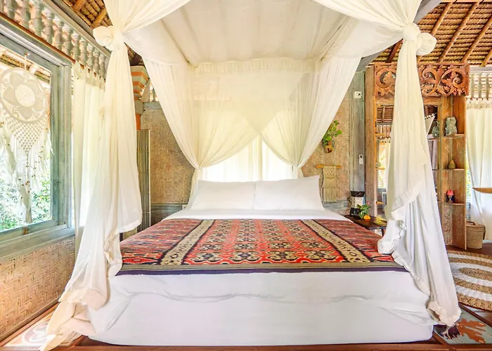 Villa Barong Retreat With Hammock Terrace, Garden & Koi Pond *