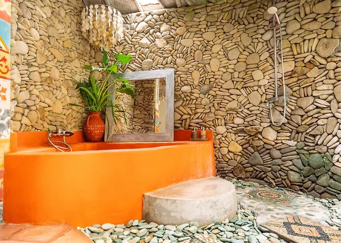 Villa Barong Retreat With Hammock Terrace, Garden & Koi Pond *