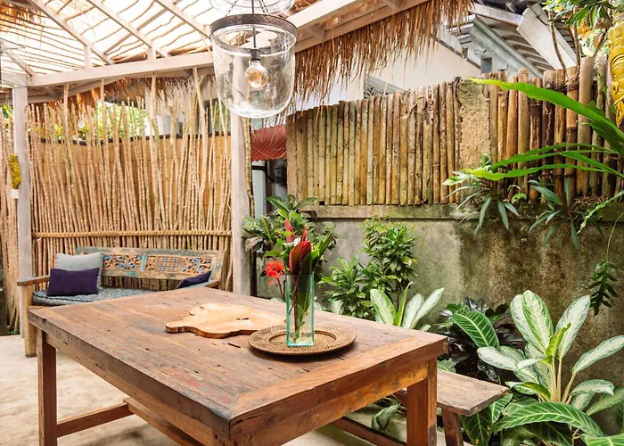 Barong Retreat With Hammock Terrace, Garden & Koi Pond Villa *
